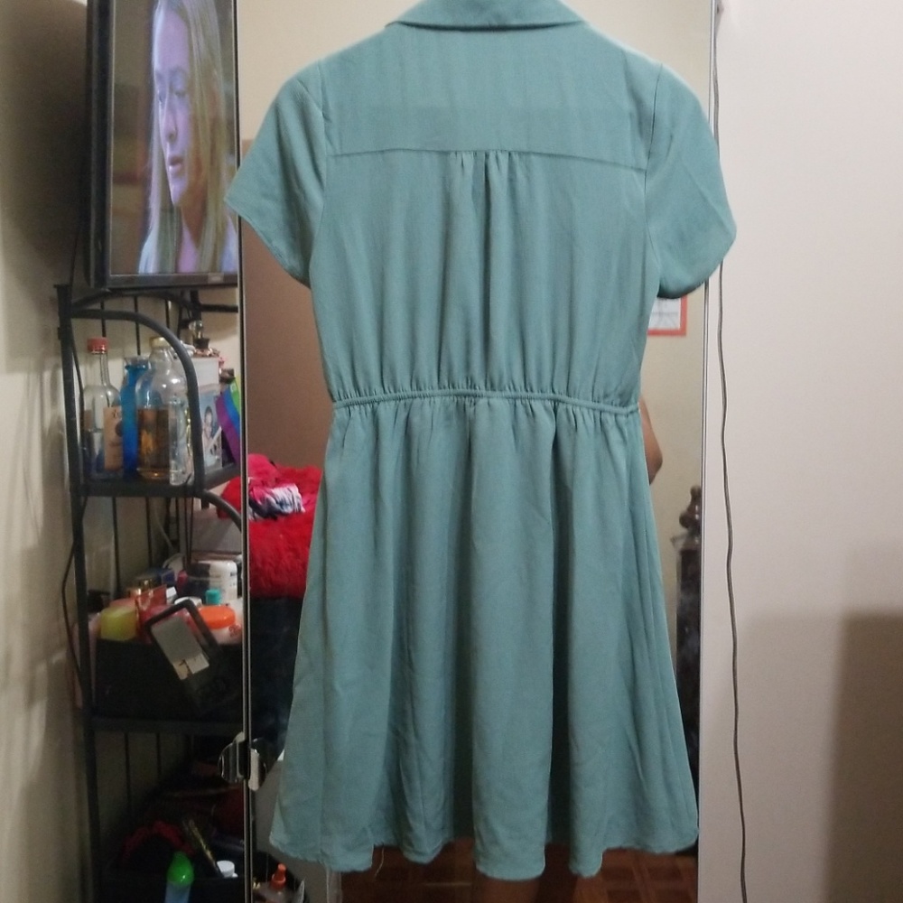 Dress - Picture 2 of 3